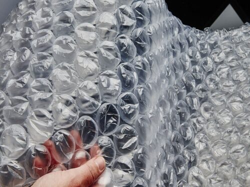 Αεροπλάστ με μεγάλη φυσαλίδα σε ρολό